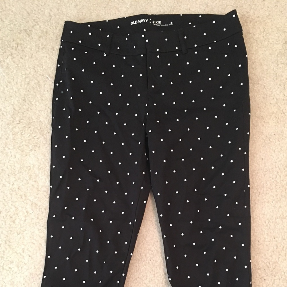Old Navy Mid-Rise Pixie Ankle Pants